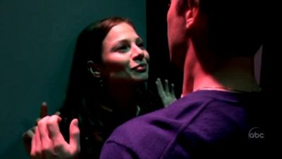 FREDDIE_-_E1X05_THE_WAR_OF_THE_ROSE_751.jpg