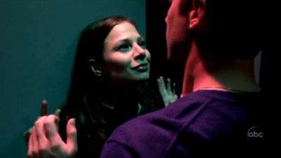 FREDDIE_-_E1X05_THE_WAR_OF_THE_ROSE_752.jpg