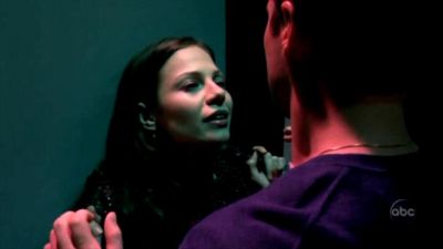 FREDDIE_-_E1X05_THE_WAR_OF_THE_ROSE_771.jpg