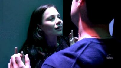 FREDDIE_-_E1X05_THE_WAR_OF_THE_ROSE_781.jpg