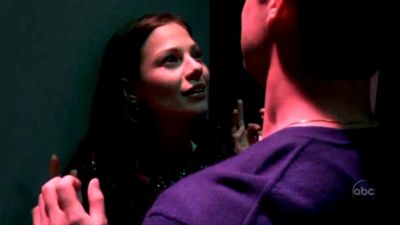 FREDDIE_-_E1X05_THE_WAR_OF_THE_ROSE_785.jpg