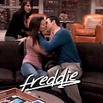 Filename=FREDDIE_-_E1X05_THE_WAR_OF_THE_ROSE_000.jpg
Filesize=46KiB
Dimensions=852x480
Date added=Oct 13, 2009 FREDDIE_-_E1X05_THE_WAR_OF_THE_ROSE_000.jpg