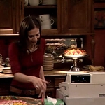 Filename=FREDDIE_-_E1X05_THE_WAR_OF_THE_ROSE_012.jpg
Filesize=40KiB
Dimensions=852x480
Date added=Oct 13, 2009 FREDDIE_-_E1X05_THE_WAR_OF_THE_ROSE_012.jpg