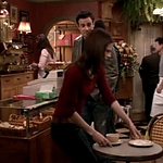 FREDDIE_-_E1X05_THE_WAR_OF_THE_ROSE_096.jpg