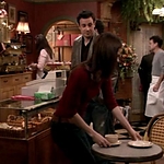 FREDDIE_-_E1X05_THE_WAR_OF_THE_ROSE_097.jpg