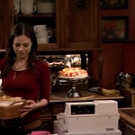 Filename=FREDDIE_-_E1X05_THE_WAR_OF_THE_ROSE_259.jpg
Filesize=38KiB
Dimensions=852x480
Date added=Oct 13, 2009 FREDDIE_-_E1X05_THE_WAR_OF_THE_ROSE_259.jpg