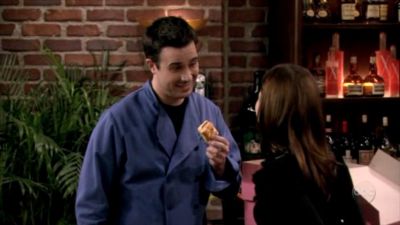 FREDDIE_-_E1X06_THE_ITALIAN_JOB_058.jpg