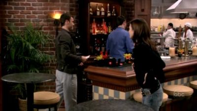 FREDDIE_-_E1X06_THE_ITALIAN_JOB_173.jpg