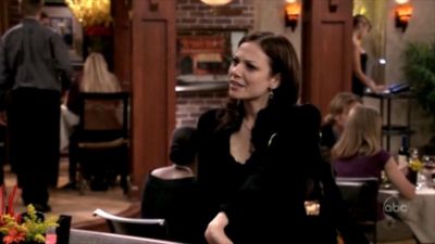 FREDDIE_-_E1X06_THE_ITALIAN_JOB_238.jpg