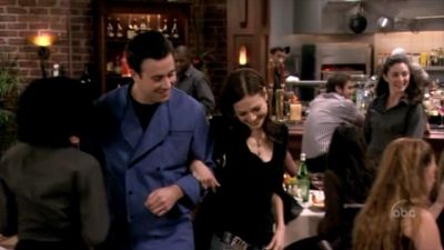 FREDDIE_-_E1X06_THE_ITALIAN_JOB_262.jpg