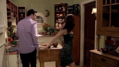 FREDDIE_-_E1X06_THE_ITALIAN_JOB_348.jpg