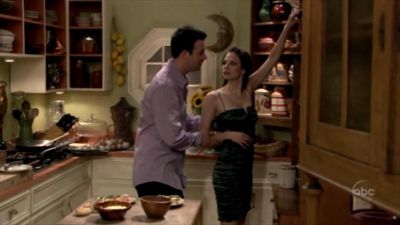FREDDIE_-_E1X06_THE_ITALIAN_JOB_357.jpg