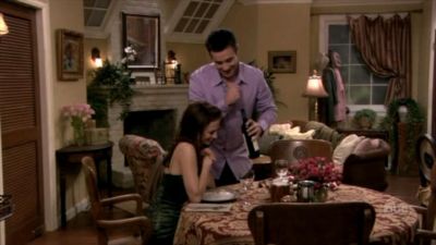 FREDDIE_-_E1X06_THE_ITALIAN_JOB_405.jpg