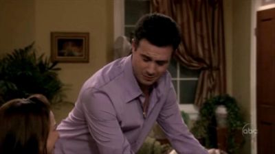 FREDDIE_-_E1X06_THE_ITALIAN_JOB_430.jpg