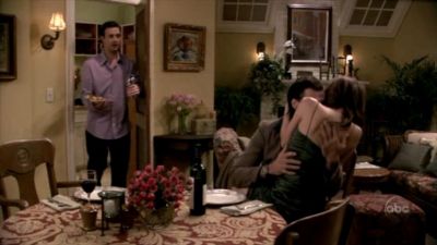 FREDDIE_-_E1X06_THE_ITALIAN_JOB_488.jpg