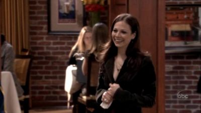 FREDDIE_-_E1X06_THE_ITALIAN_JOB_596.jpg