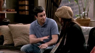 FREDDIE_-_E1X06_THE_ITALIAN_JOB_721.jpg