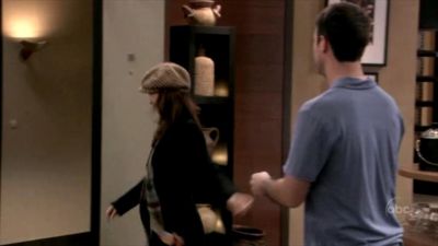 FREDDIE_-_E1X06_THE_ITALIAN_JOB_811.jpg