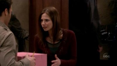 FREDDIE_-_E1X13_THE_TWO_THAT_GOT_AWAY_070.jpg