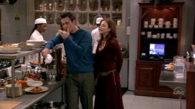 FREDDIE_-_E1X14_TWO_TIMES_A_LADY_413.jpg