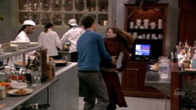 FREDDIE_-_E1X14_TWO_TIMES_A_LADY_432.jpg