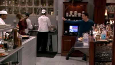 FREDDIE_-_E1X14_TWO_TIMES_A_LADY_437.jpg