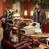 Filename=FREDDIE_-_E1X05_THE_WAR_OF_THE_ROSE_STILLS_001.jpg
Filesize=1001KiB
Dimensions=3000x1977
Date added=Oct 13, 2009 FREDDIE_-_E1X05_THE_WAR_OF_THE_ROSE_STILLS_001.jpg