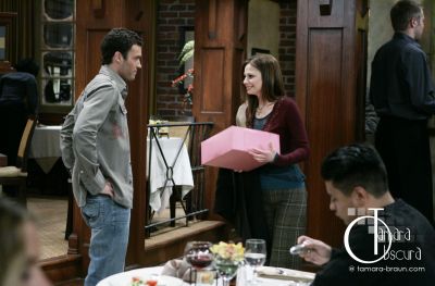FREDDIE_-_E1X13_THE_TWO_THAT_GOT_AWAY_STILLS_001.jpg