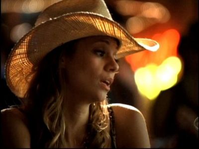2008_CSI_-_E8X11_BULL062.jpg