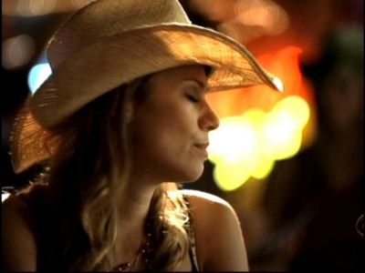 2008_CSI_-_E8X11_BULL081.jpg