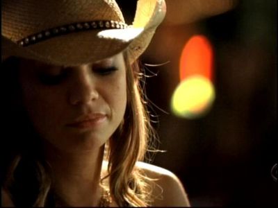 2008_CSI_-_E8X11_BULL098.jpg