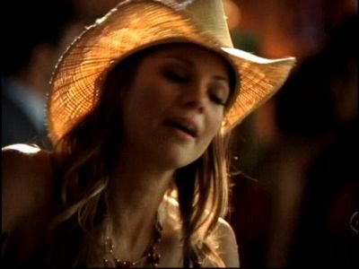 2008_CSI_-_E8X11_BULL127.jpg