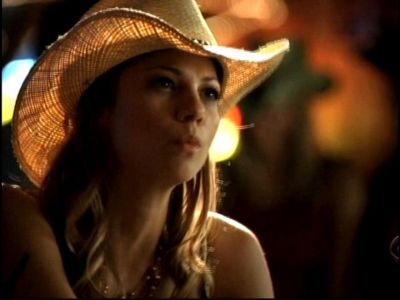 2008_CSI_-_E8X11_BULL201.jpg