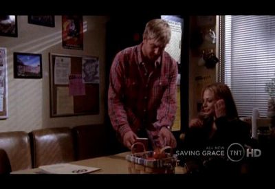 SAVING_GRACE_-_E3X07_THAT_WAS_NO_FIRST_KISS_008.jpg