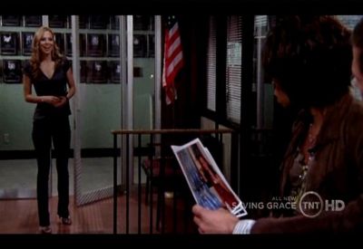SAVING_GRACE_-_E3X09_LOOKS_LIKE_A_LESBIAN_ATTAK_TO_ME_010.jpg