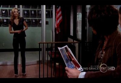 SAVING_GRACE_-_E3X09_LOOKS_LIKE_A_LESBIAN_ATTAK_TO_ME_011.jpg