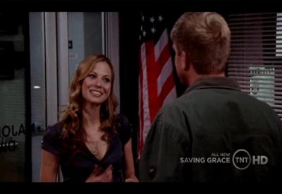 SAVING_GRACE_-_E3X09_LOOKS_LIKE_A_LESBIAN_ATTAK_TO_ME_064.jpg