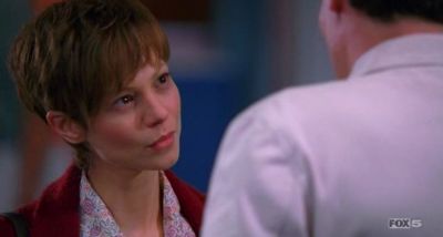 Ep_2_19_House012.jpg