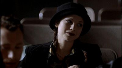 Tamara_Braun_--_The_Pretender_Ep_3_09_Murder_101088.jpg