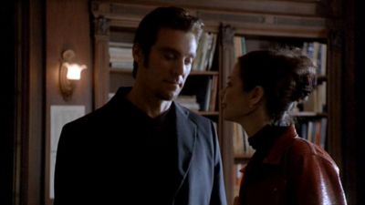 Tamara_Braun_--_The_Pretender_Ep_3_09_Murder_101128.jpg