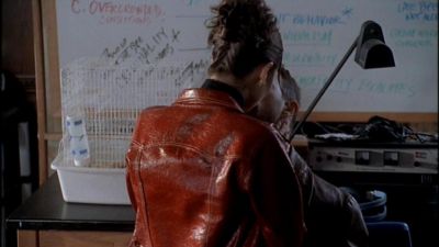 Tamara_Braun_--_The_Pretender_Ep_3_09_Murder_101134.jpg