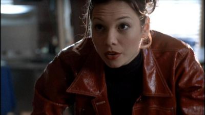 Tamara_Braun_--_The_Pretender_Ep_3_09_Murder_101198.jpg