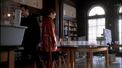 Tamara_Braun_--_The_Pretender_Ep_3_09_Murder_101245.jpg