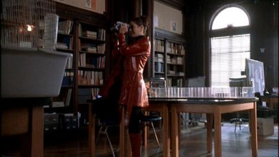 Tamara_Braun_--_The_Pretender_Ep_3_09_Murder_101250.jpg