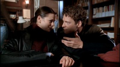 Tamara_Braun_--_The_Pretender_Ep_3_09_Murder_101363.jpg