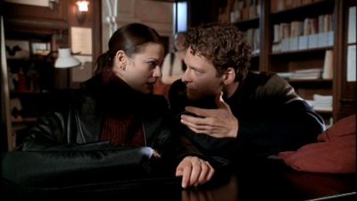 Tamara_Braun_--_The_Pretender_Ep_3_09_Murder_101364.jpg