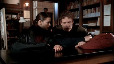 Tamara_Braun_--_The_Pretender_Ep_3_09_Murder_101369.jpg