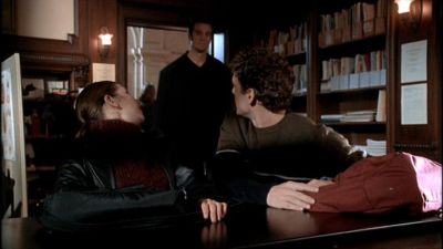 Tamara_Braun_--_The_Pretender_Ep_3_09_Murder_101372.jpg