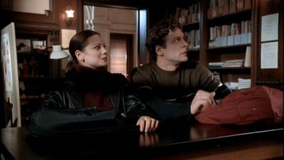 Tamara_Braun_--_The_Pretender_Ep_3_09_Murder_101374.jpg