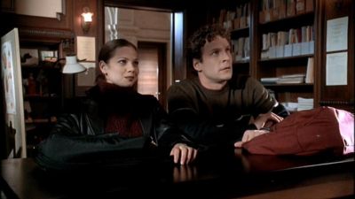 Tamara_Braun_--_The_Pretender_Ep_3_09_Murder_101375.jpg